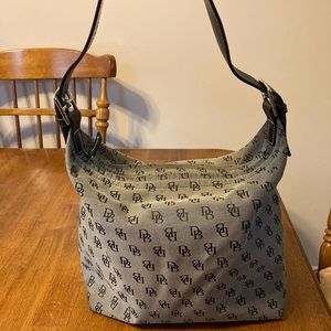 Vintage Dooney & Bourke purse